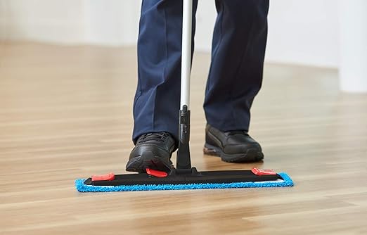Rubbermaid Commercial Products Microfiber Adaptable Flat Mop Kit for WaveBrake Yellow Extendable Handle for Heavy-Duty Cleaning/Hardwood/Tile/Laminated Floors in Kitchen/Lobby/Office