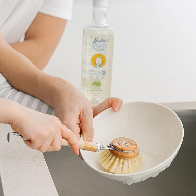 Nellie's One Soap - Peppermint Scented - Gentle Multi-Purpose Cleaner for Dishes, Surfaces, and Hands - Hypoallergenic, Plant-Based, Chemical-Free, and Soft on Skin - 19.2 oz - (Made in Canada)