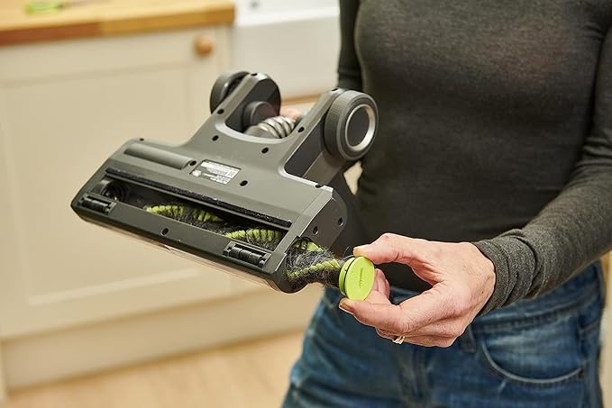 RYOBI 18 V ONE+ RSV18-0 Cordless Floor Vacuum Cleaner (30 AirWatt Suction Power, 820 l/min Airflow, 24 cm Wide Floor Nozzle, without Battery and Charger), Green