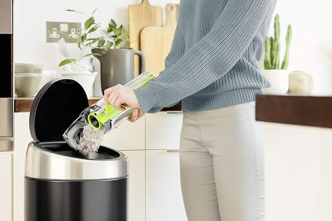 Bissell 1984 Air Ram Cordless Vacuum, Green Air Ram